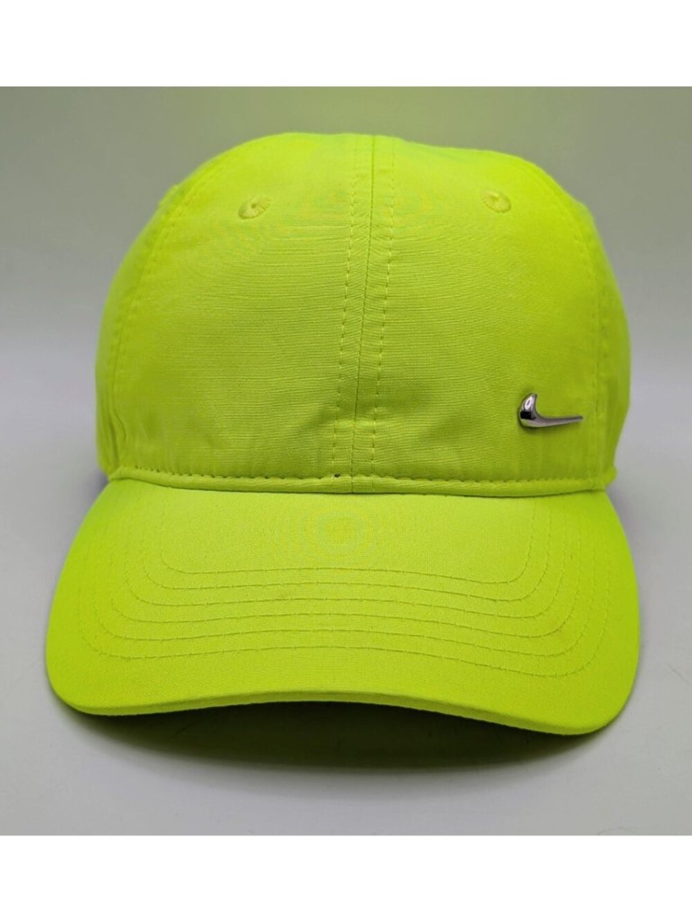 Nike Baseball Hat Cap Kids Youth Age Size 4-7 Neon Yellow Adjustable Strap Back - Picture 2 of 5